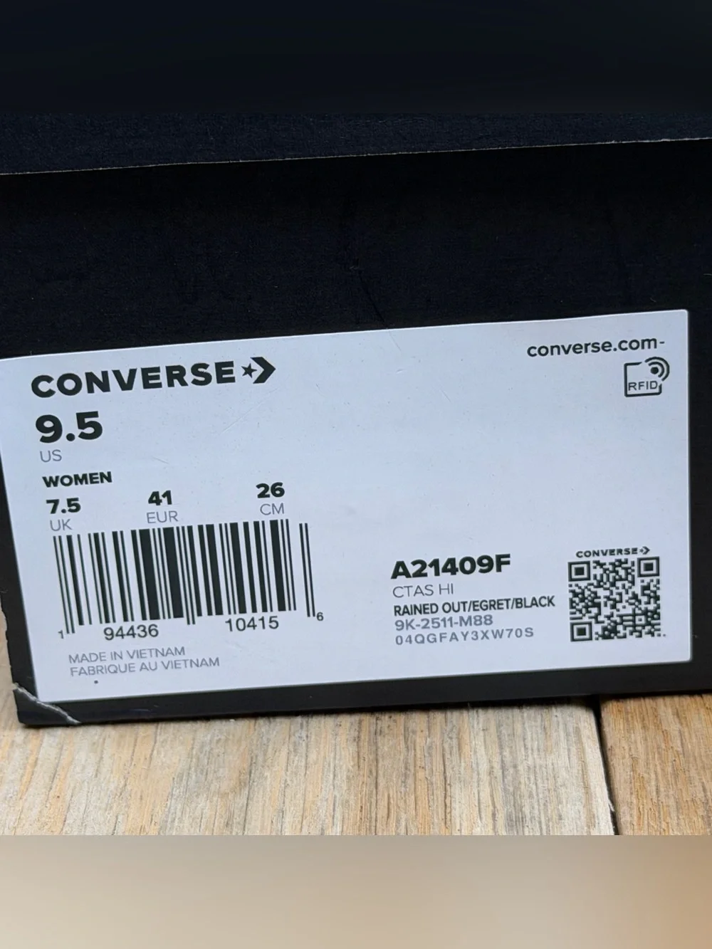 Converse Chuck Taylor All Star Hi Rained Out/Egret Wmns 9.5 Embroidered Floral